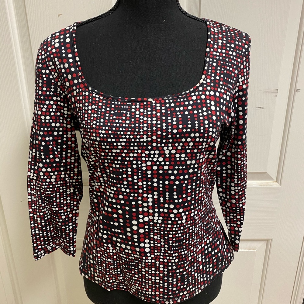 Woman’s blouse fitted